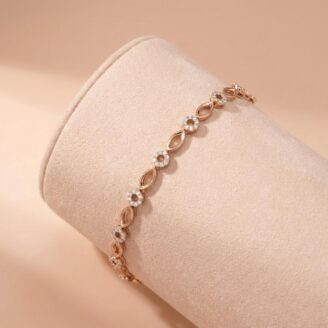 18k Gold Minimalist Bracelet with Sparkling Accents