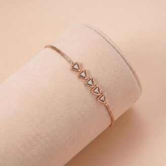18k Gold Minimalist Triangle Bracelet