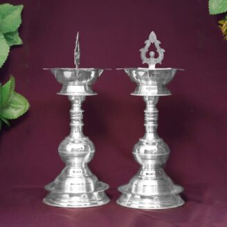 Plain Silver Kuthu Vilakku